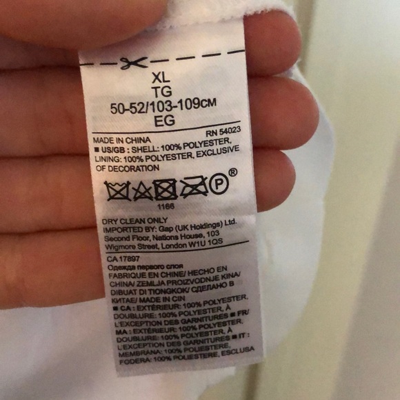 Banana Republic White Blouse - Picture 5 of 6